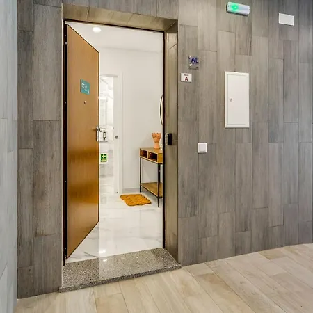 Sublime And Bright 2 Bdr By Lovelystay Quarteira