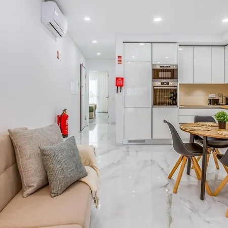 Sublime And Bright 2 Bdr By Lovelystay Daire *