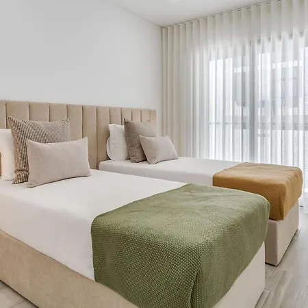 Apartment Sublime And Bright 2 Bdr By Lovelystay Quarteira